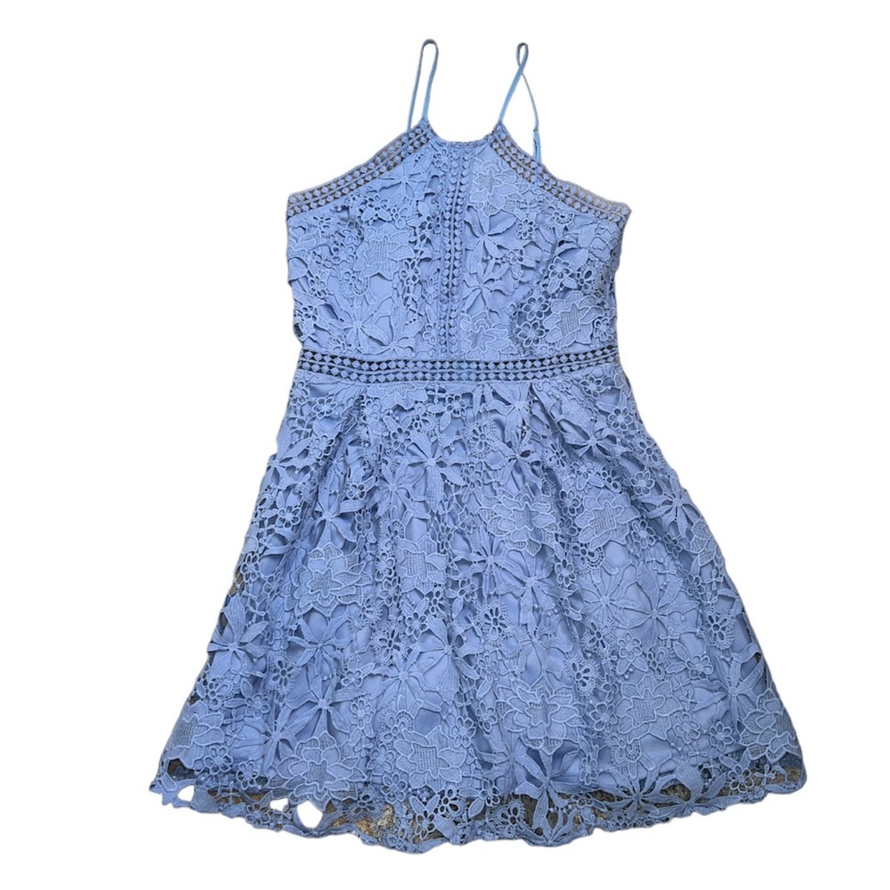 BNWOT Francesca’s Baby Blue Halter Lace Floral  Printed Dress